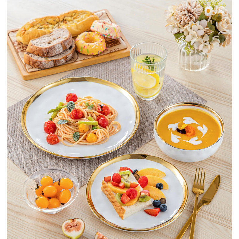 Ensembles d'assiettes et de bols, ensembles de vaisselle en porcelaine, service d'assiettes à vaisselle rondes pour 4 personnes, va au lave-vaisselle et résiste aux égratignures, 12 pièces (blanc et doré)