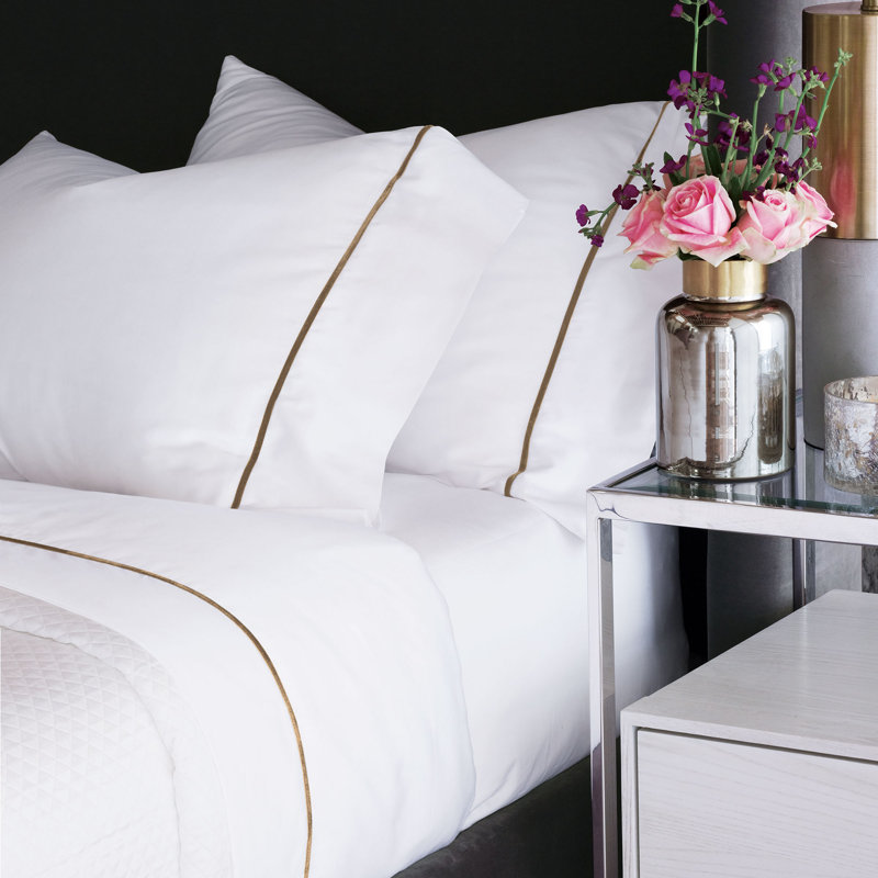Linea Velvet Ribbon Sheet Set In Dove, White/Navy