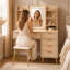 Ensemble de coiffeuse avec miroir lumineux à DEL et prise de courant, bureau de coiffeuse cannelé à 5 tiroirs avec tablettes de rangement ouvertes et tabouret rembourré, station de maquillage pour chambre à coucher moderne en bois clair