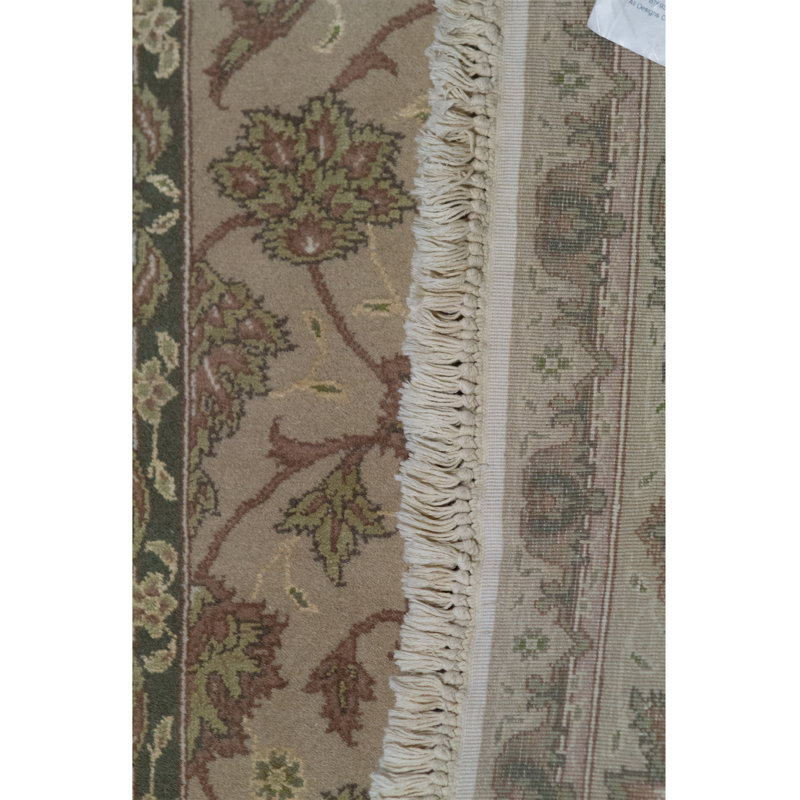 Tapis beige noué à la main de haute qualité