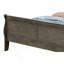 Lit double gris intemporel pour chambres élégantes-352964281