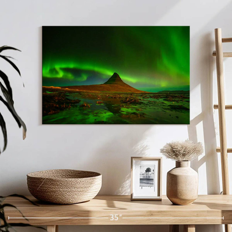 Alvord Kirkjufell Aurora, H 16 po x l 24 po