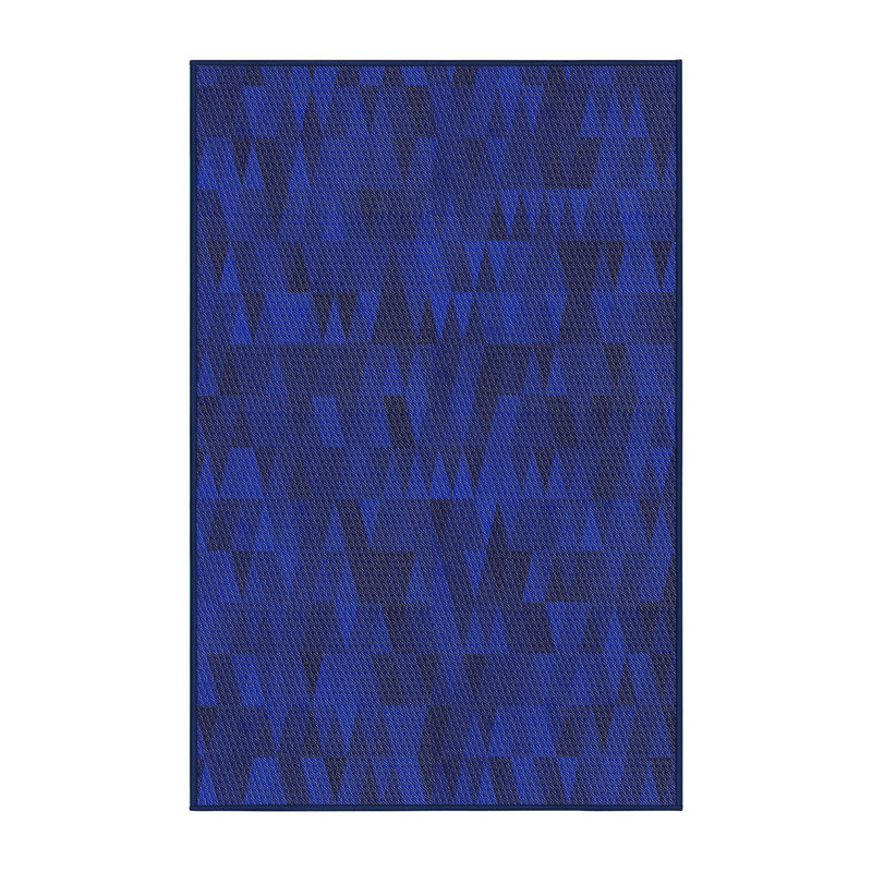 Tapis bleu tissé à la machine, Rectangle 2 pi x 4 pi