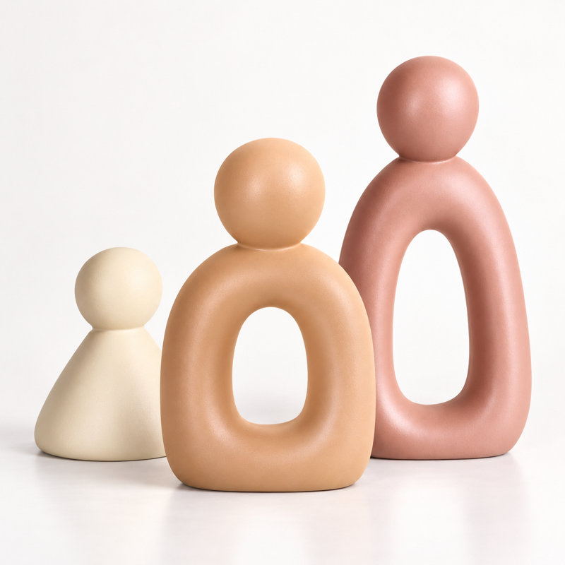 Ensemble de 3 figurines brunes en résine