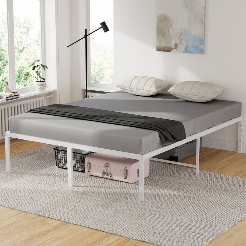 Structure de lit en acier blanc 18 po Briese, Grand lit