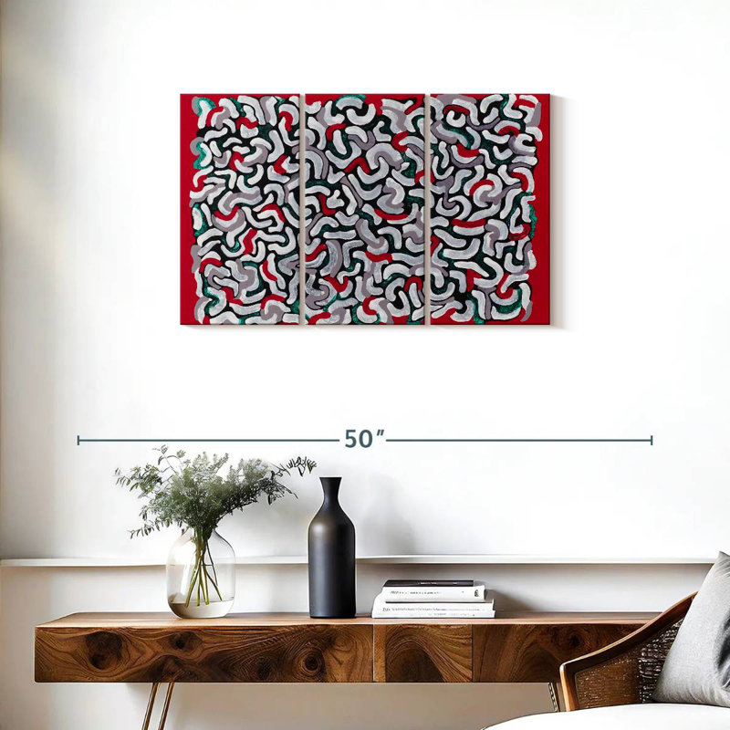 Popcorn Red, 20" H x 33" W