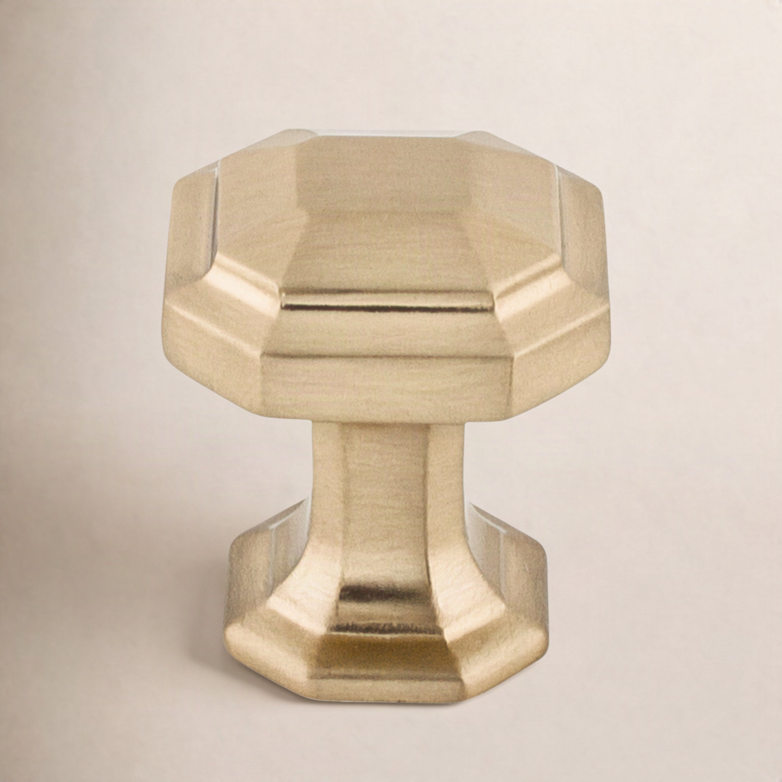 Emerald Round Cabinet Knob, Honey Bronze
