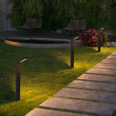 Low-voltage Black Aluminum Led Landscape Path Lights With Frosted Glass Shade