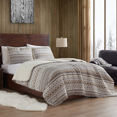 Beige Microfiber 3 Piece Quilt Set