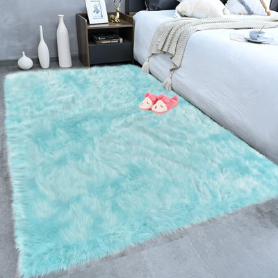 Kovanic Faux Sheepskin Indoor Rug