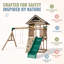 Portique en bois avec glissade ondulée, mur d'escalade, 2 balançoires à sangles et tour d'observation, aire de jeux pour enfants dans le jardin.