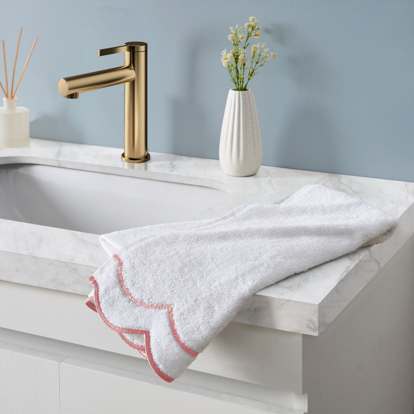 Peri Home Scallop Cotton Hand Towel, Blush