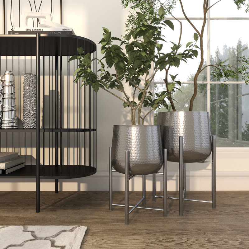 CosmoLiving by Cosmopolitan 2-Piece Pot Planter Set, Silver