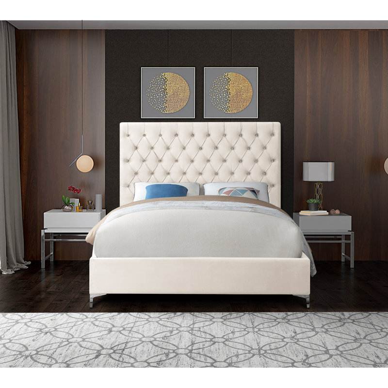 Lit plateforme tapissier Cruz, Grand lit, Velours crème