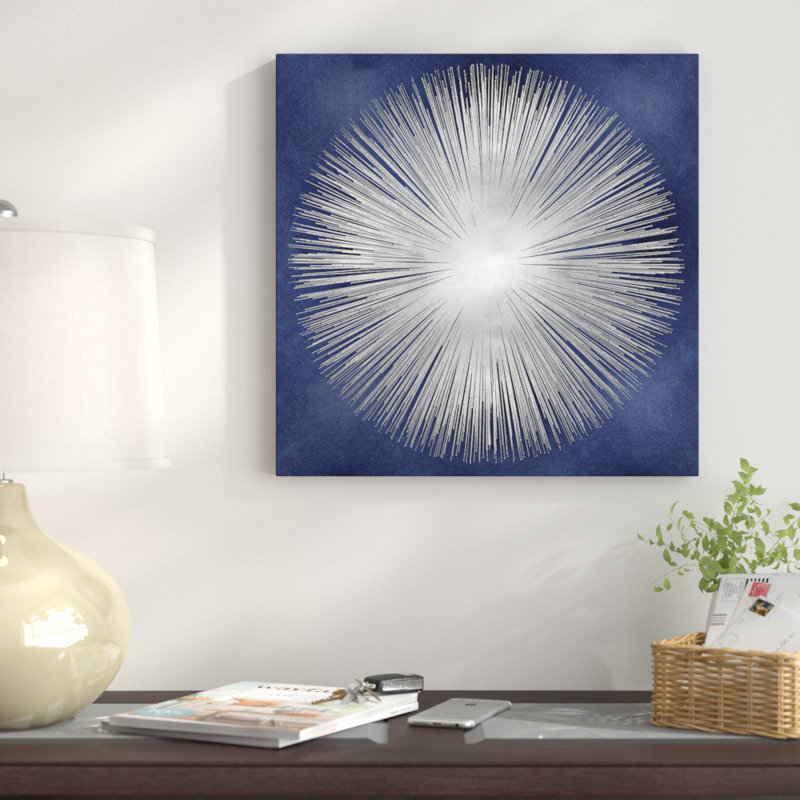 «Silver Sunburst On Blue I» par Abby Young, reproduction sur toile, H 37 po x l 37 po x p 1,5 po