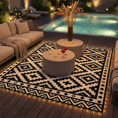 Tapis d'extérieur réversible 12 pi x 9 pi avec lumières à DEL, tapis de patio imperméable avec piquets pour sac de transport