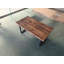 Petite table basse avec pieds en métal