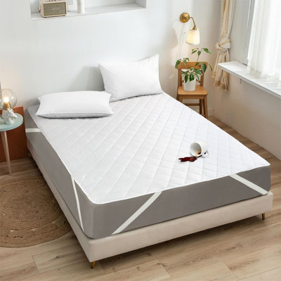 Surmatelas 100% imperméable avec sangles de coin Qatan - Protecteur de matelas réutilisable en TPU, lavable à la machine, poche profonde, très grand californien (72 x 84 po)
