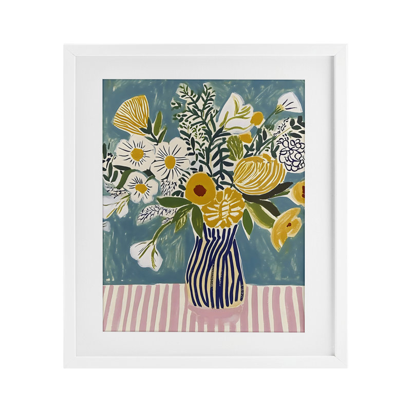 Bouquet sur cadre rayé, reproduction sous verre, design by Creative Studio, H 21 po x l 17 po, Cadre blanc côtier