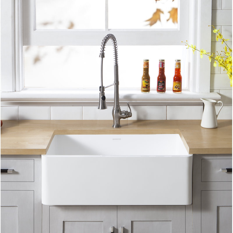Évier de cuisine campagne l 30 po x l 18 po à cuve simple Arcticstone