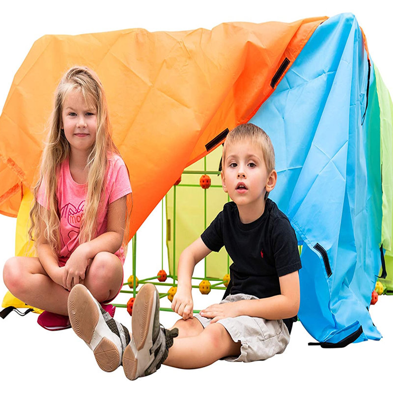 154 Pc Fort Set for Supersized Glow in The Dark Fort Building + 4 Colored Sheets