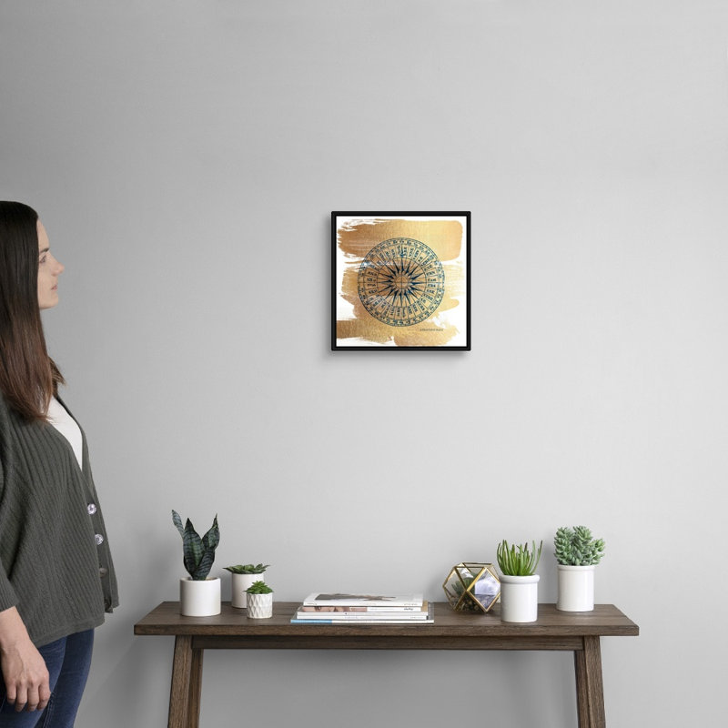 Boussole or brossé-impression sur toile, H 14 po x l 14 po x P 1,75 po, Cadre noir