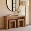 Console tissée à la main en bois d'acacia et de banane avec tables d'appoint pour le style vestibule - table de rangement étroite pour le vestibule et le vestibule dans le vestibule - 55 po, brun / brun clair