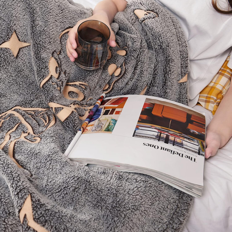 Soft Glow-in-the-Dark Alien Constellation Throw Blanket - Lightweight & Machine Washable, Grey