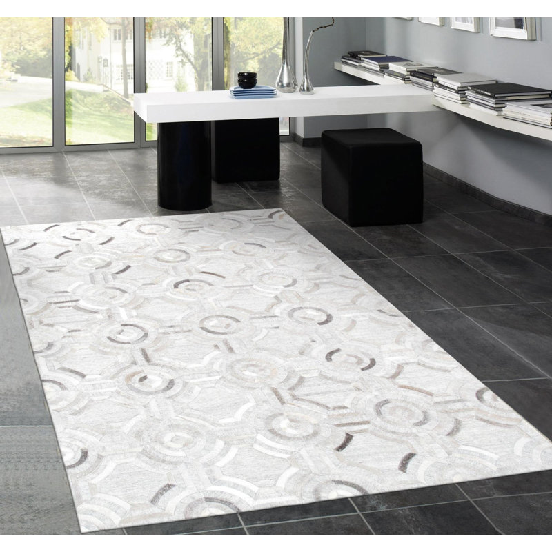 Leather Geometric Area Rug in Silver