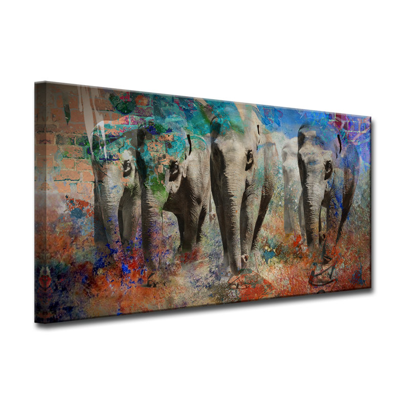 «Elephant IV», impression sur toile tendue, H 12 po x l 24 po x P 1,5 po