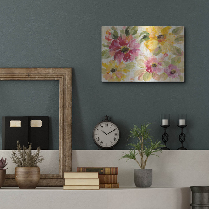 «Floral Radiance» par Silvia Vassileva, H 12 po x l 16 po