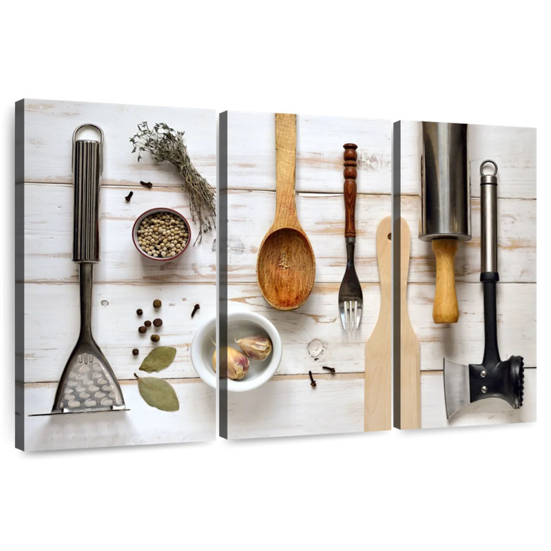 Senne Rustic Kitchenware, 28" H x 45" W