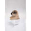 Statue de chiot carlin dans une tasse