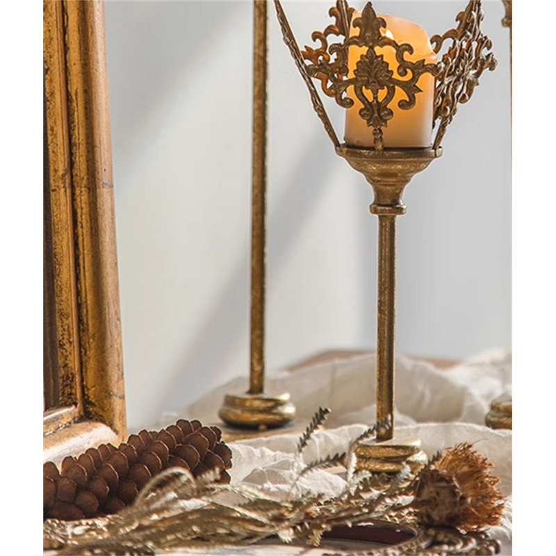 Bougeoir de table en métal, H 19,29 po x l 4,92 po x P 4,92 po