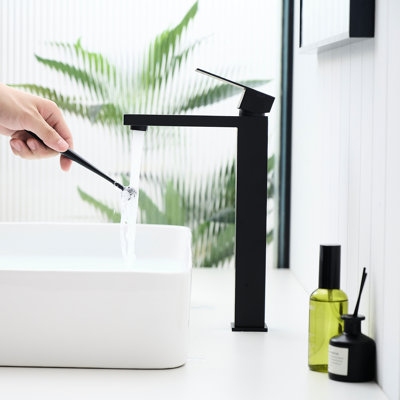 Modern Single Hole Black Bathroom Faucet With Pop Up Drain, Handle Design, Tarnishing And Corrosion, Easy To Clean, Ideal For Home, Hotel Commercial Decor Waterfall Water Control, Matte Finish,