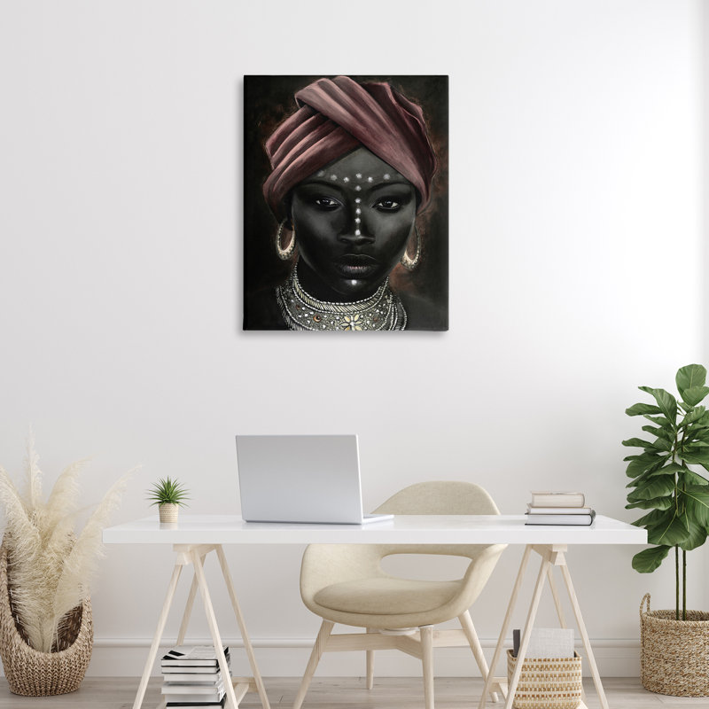 Art mural sur toile Stoic & Elegant Woman, design par Design Fabrikken, H 40 po x l 30 po