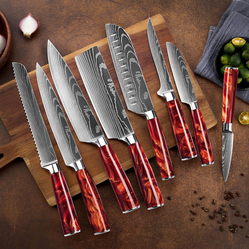Ensemble de couteaux de cuisine japonais 8 pièces Senken Knives avec motif de lame de Damas et poignées en résine rouge, avec boîte-cadeau de luxe