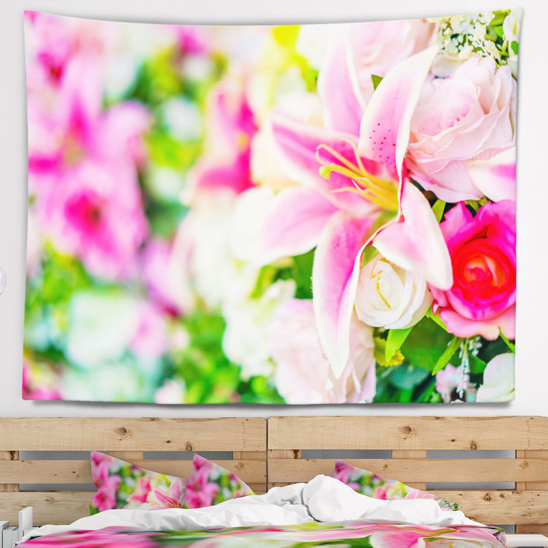 Tapisserie florale, H 32 po x l 39 po