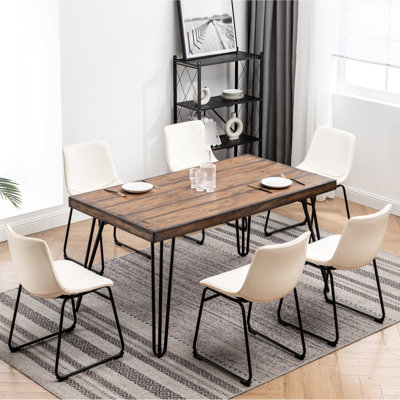 Table de salle à manger Industrial 7 - Table rectangulaire avec 6 chaises, pieds en métal pour plus de fiabilité, ornement de table en grain de bois, rembourrage et support de chaise en similicuir, texture, sièges