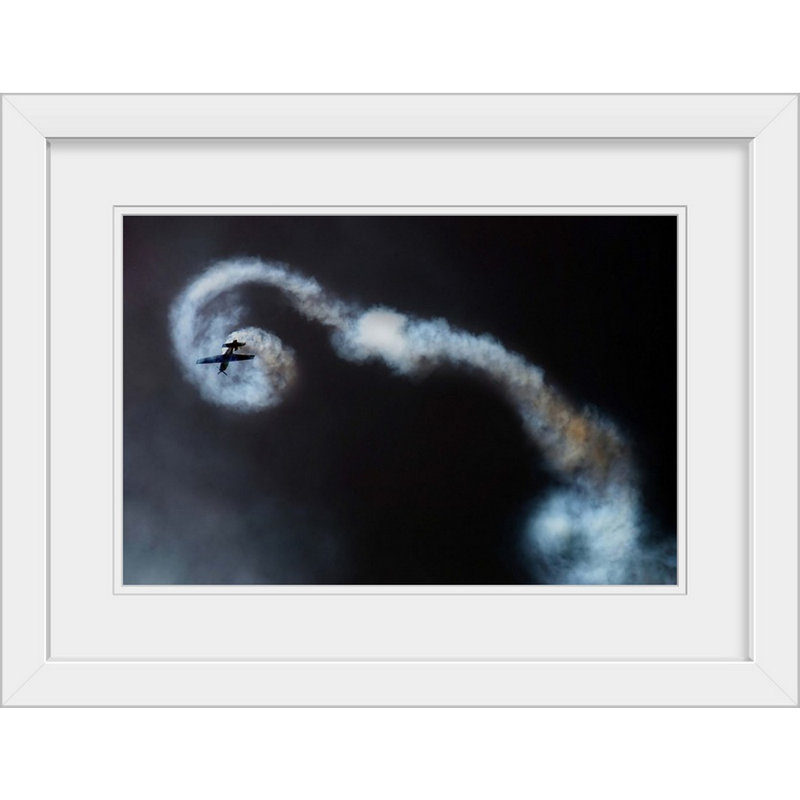 1 photographie par Loop par Ionut Harag, Cadre blanc, H 20 po x l 26 po x P 1 po