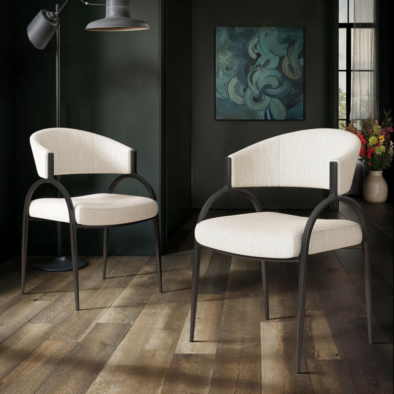 Chaise de salle à manger rembourrée à dossier en polyester Aadian, Beige
