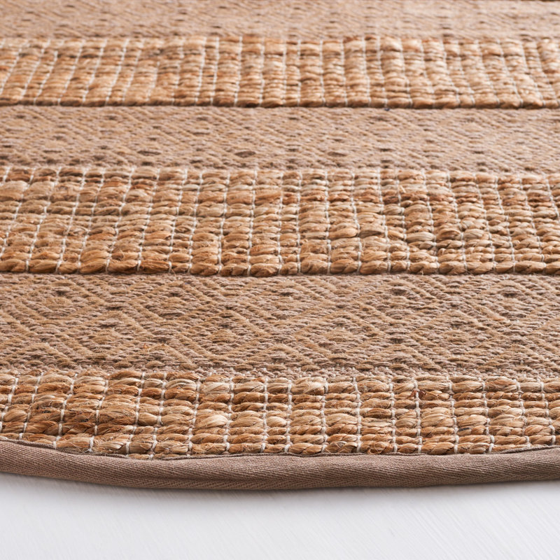 Tapis taupe / naturel à motif géométrique tissé à plat Hobscheid, Carré 6 pi 6 po