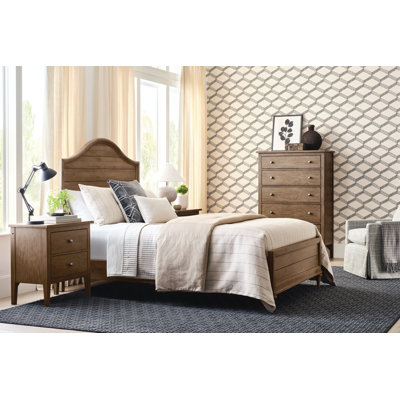 Woodlawn King Panel Bed
