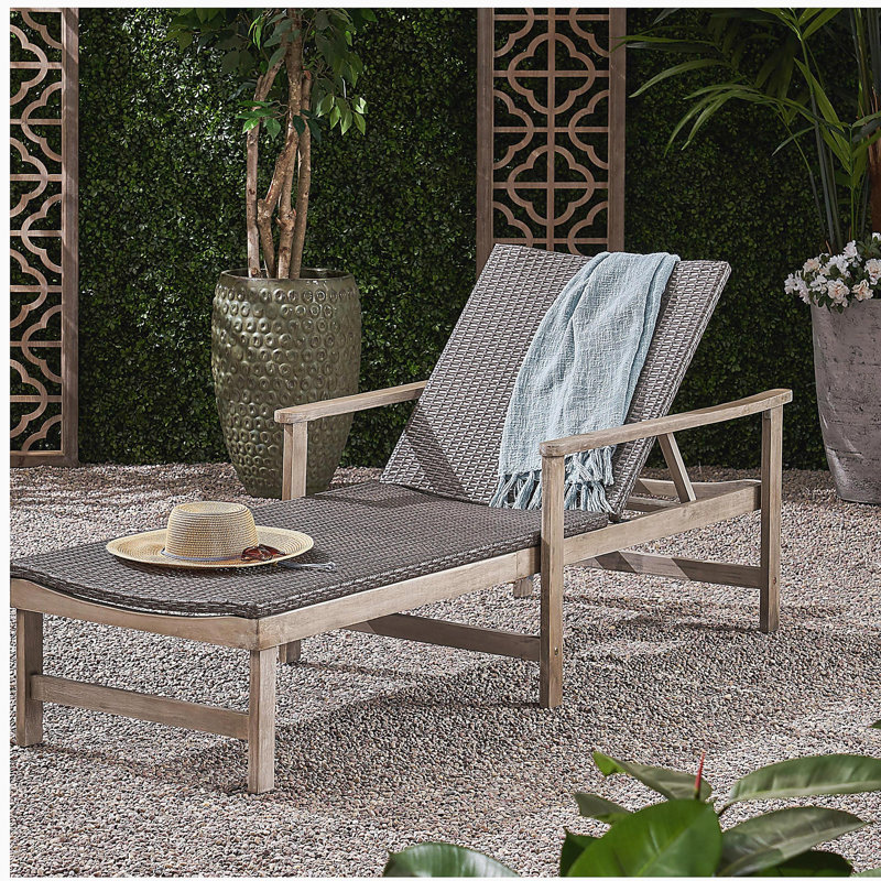 HAMPTON WOOD + WICKER CHAISE LOUNGE
