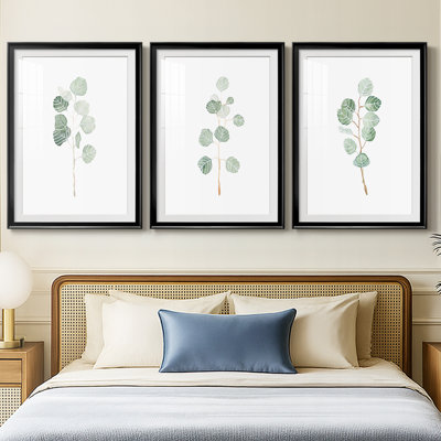 Douce branche d'eucalyptus I - reproduction sur mesure encadrée de qualité supérieure - 3 pièces