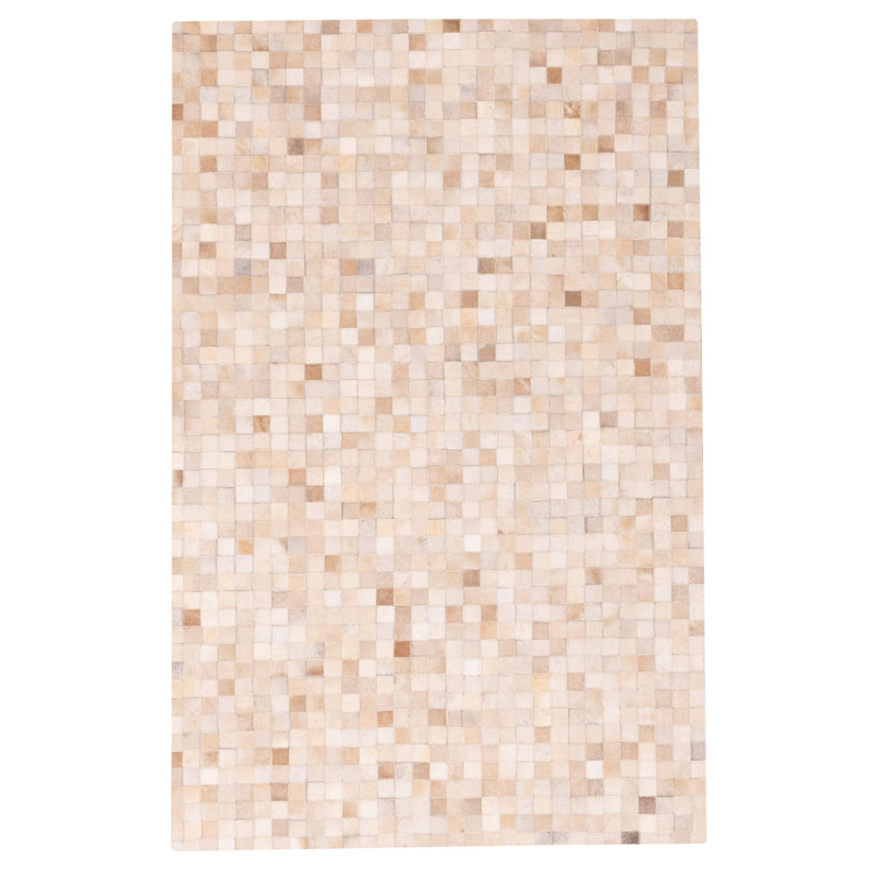 Tapis beige en peau de vache patchwork 4 pi 0 po x 6 pi 0 po