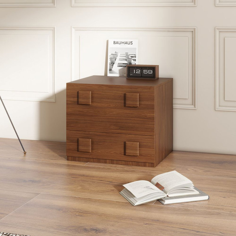 Console multimédia 22,83 po Wiley, bois massif brun avec évent, table d'appoint, tables de chevet