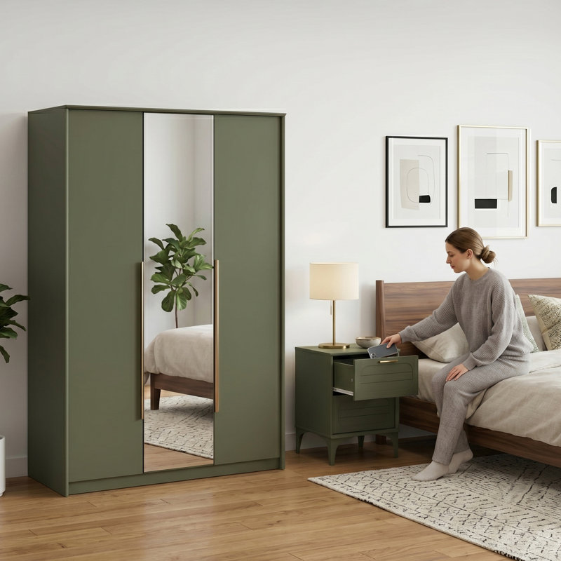 QUEENSLAND Piece Bedroom Set