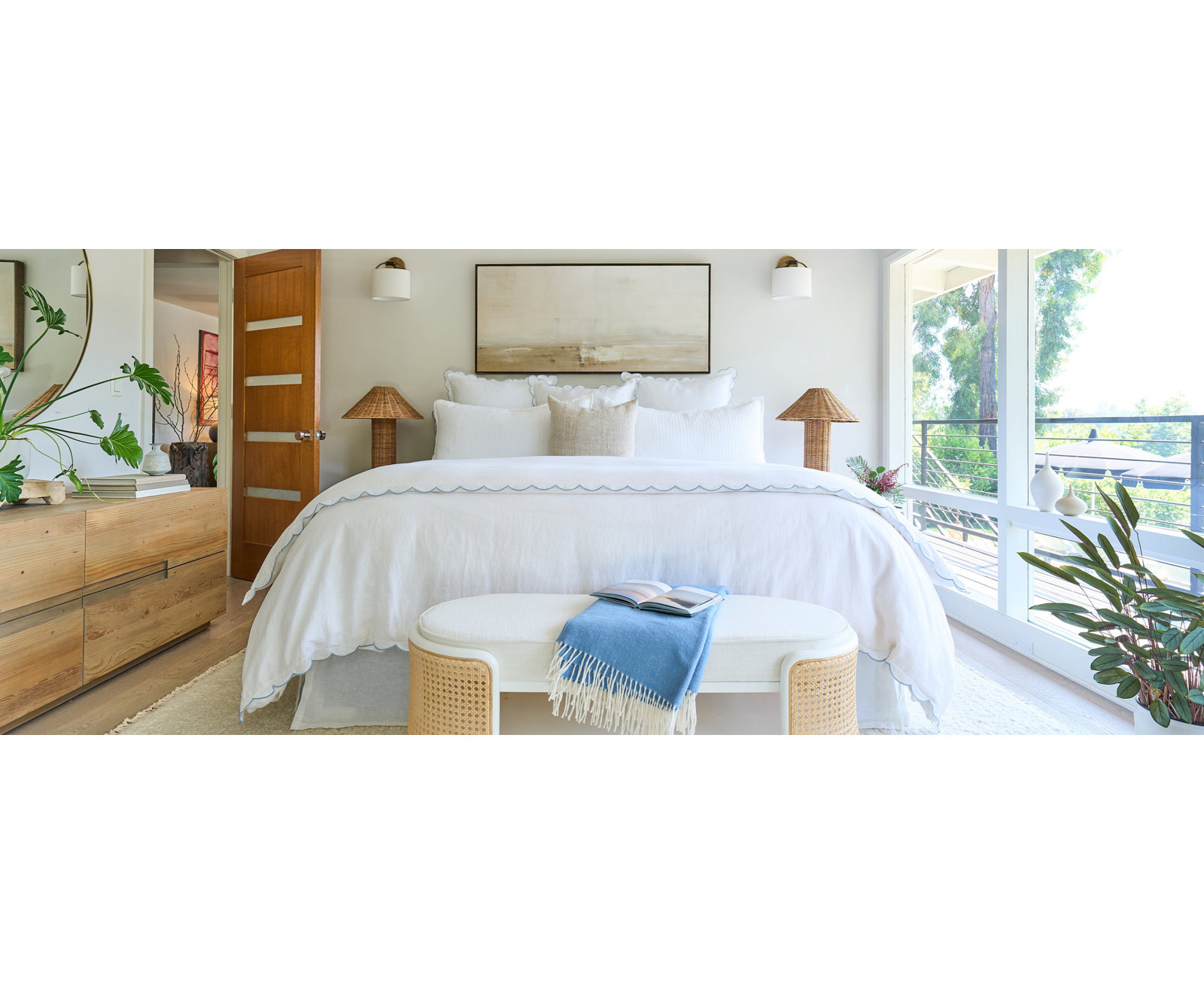 Kelly Linen Duvet Cover Set, Queen Duvet Cover, White/French Blue