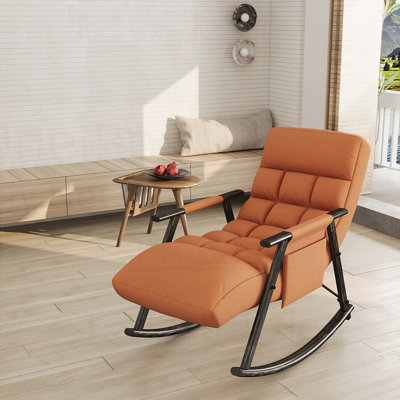 Chaise berçante pliante décontractée avec dossier haut réglable, repose-pieds et poches latérales pour le salon, la chambre à coucher et le balcon